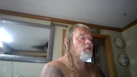 Snapshot of saintbeenadick chatting on 07.04.26 saintbeenadick online show from 07.04.26