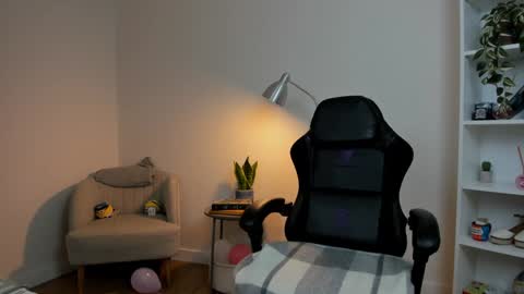 Snapshot of sakura_harper chatting on 01.29.25 Sakura Harper online show from 01.29.25