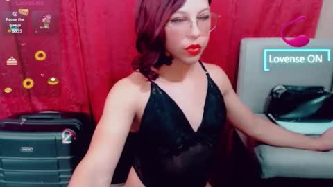 Snapshot of sakurahotgirl chatting on 01.12.26 SakuraCumExtreme online show from 01.12.26