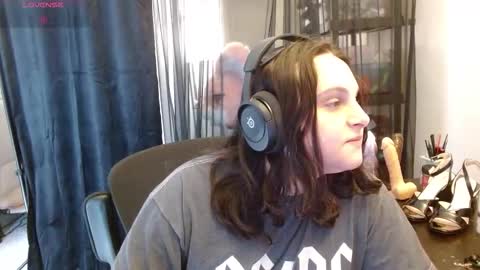 salacious_bunny online show from 03.17.26