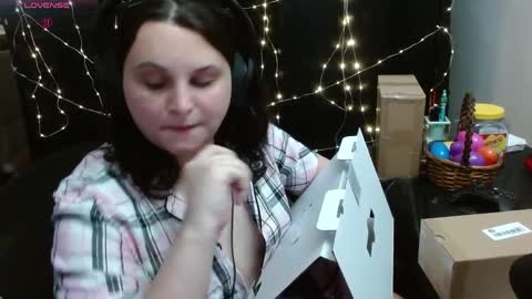 salacious_bunny online show from 04.04.26