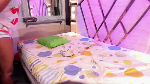 salem_rosee online show from 04.01.26