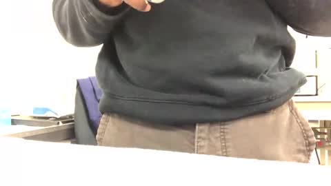 Cum Hanks online show from 10.15.25