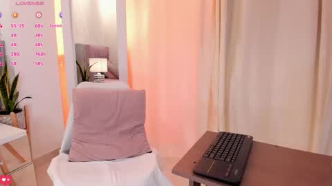 Silvia online show from 02.21.26