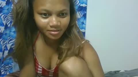 Snapshot of sallywett chatting on 02.11.25 SallyWett online show from 02.11.25