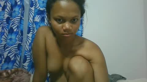 Snapshot of sallywett chatting on 02.12.25 SallyWett online show from 02.12.25