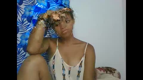 Snapshot of sallywett chatting on 02.17.25 SallyWett online show from 02.17.25