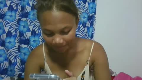 Snapshot of sallywett chatting on 03.03.25 SallyWett online show from 03.03.25