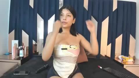 salmaportman_ online show from 12.16.25