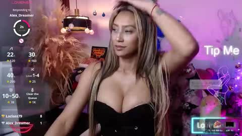 Snapshot of salome_drasin chatting on 12.17.25 salome_drasin online show from 12.17.25