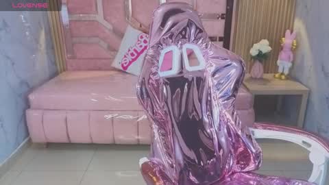 Snapshot of salome_stockman_sub chatting on 11.25.25 Salome online show from 11.25.25