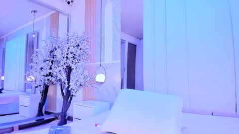  Salome benz online show from 02.12.26