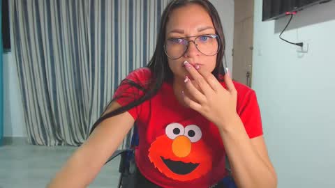 Snapshot of salomesaints chatting on 12.22.24 salome online show from 12.22.24