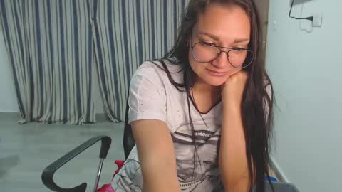 Snapshot of salomesaints chatting on 01.15.25 salome online show from 01.15.25