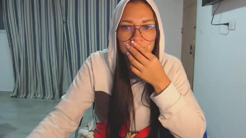 Snapshot of salomesaints chatting on 02.10.25 salome online show from 02.10.25