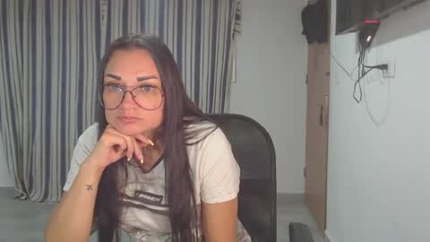 Snapshot of salomesaints chatting on 10.09.25 salome online show from 10.09.25