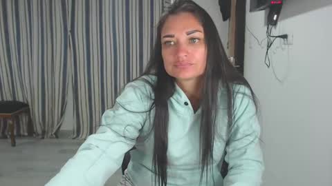 Snapshot of salomesaints chatting on 10.24.25 salome online show from 10.24.25