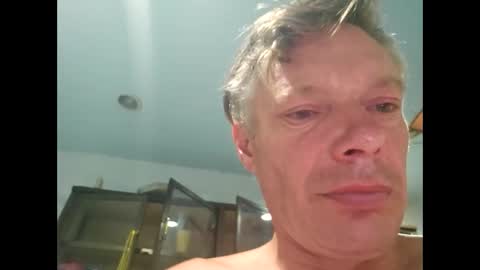 Snapshot of salsapaulus chatting on 02.16.26 salsapaulus online show from 02.16.26