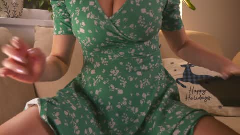 Snapshot of saltedhoney chatting on 12.04.24 IsaBella- online show from 12.04.24