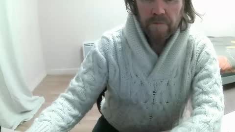 Snapshot of saltimbanquier chatting on 02.03.25 Saltimbanquier Salt ou Banquier online show from 02.03.25