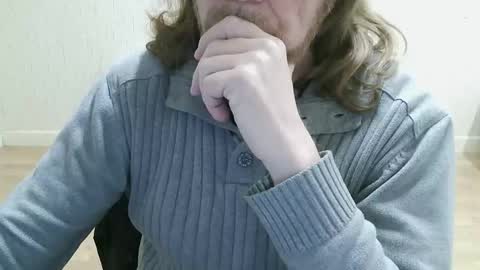 Snapshot of saltimbanquier chatting on 01.10.26 Saltimbanquier Salt ou Banquier online show from 01.10.26