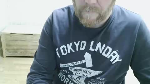 Saltimbanquier  Salt  ou  Banquier  online show from 04.13.26