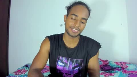 Snapshot of salvatore_amator chatting on 11.28.25 salvatore_amator online show from 11.28.25