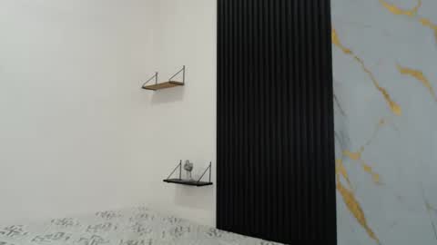 Snapshot of sam_and_mike chatting on 01.18.25 sammmikee online show from 01.18.25