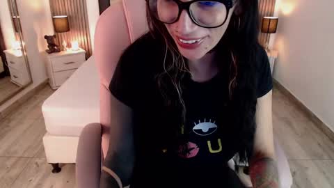 SAM MANSON online show from 03.12.25