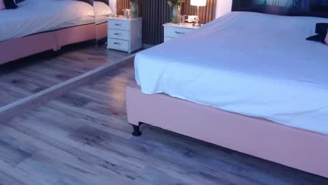 SAM MANSON online show from 11.05.25