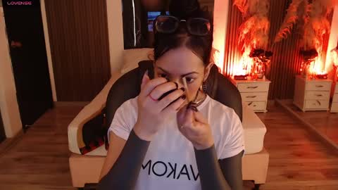 Snapshot of sam_mansson66 chatting on 04.23.26 SAM MANSON online show from 04.23.26
