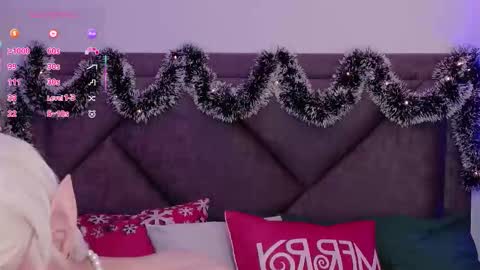 Snapshot of sam_russo chatting on 11.30.25 Sam online show from 11.30.25