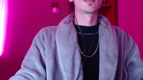 sam_skywalker online show from 10.08.25