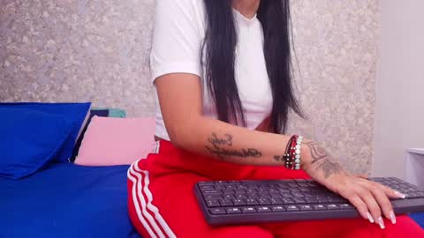 Snapshot of samanta_360 chatting on 01.26.25 Samanta online show from 01.26.25