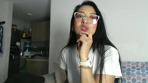Snapshot of samanta_xi chatting on 05.28.26 samanta online show from 05.28.26