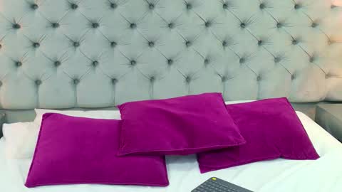 Snapshot of samantaa_g chatting on 11.21.25 Samantaa G online show from 11.21.25