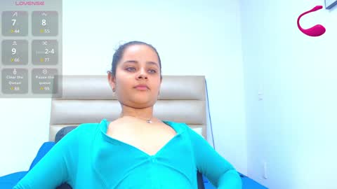 Snapshot of samantha__hot0 chatting on 12.26.24 Sammy online show from 12.26.24