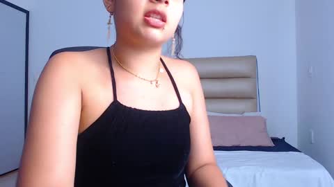 Snapshot of samantha__hot0 chatting on 02.12.25 Sammy online show from 02.12.25