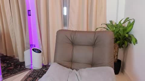 Samantha Ferrec online show from 01.10.26