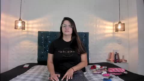 Snapshot of samantha_foxyy chatting on 04.26.26 samantha_foxyy online show from 04.26.26