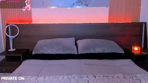Snapshot of samantha_moons chatting on 06.23.26 samantha_moons online show from 06.23.26