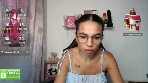 Snapshot of samanthaa_queen chatting on 07.17.26 sam online show from 07.17.26