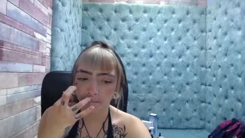 Snapshot of samanthaa_smitth chatting on 09.21.25 Samantha Smitth online show from 09.21.25