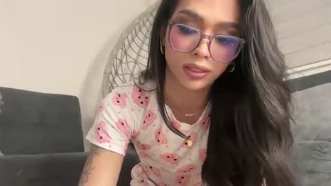 Snapshot of samanthabernardo_ chatting on 06.11.26 Samantha Bernardo online show from 06.11.26