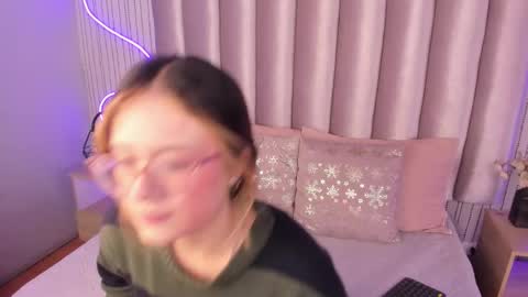 Alejandra  online show from 10.27.25