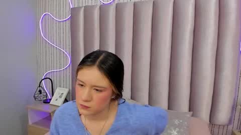 Alejandra  online show from 12.04.25