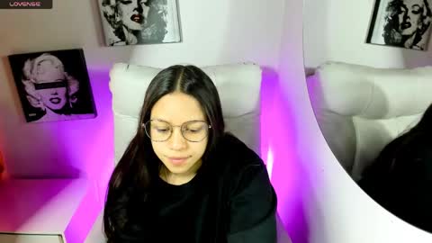 Samantha online show from 04.19.26