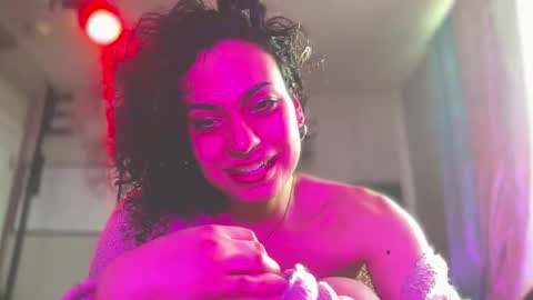 Snapshot of samanthasayten chatting on 02.19.25 Samantha SayTen online show from 02.19.25