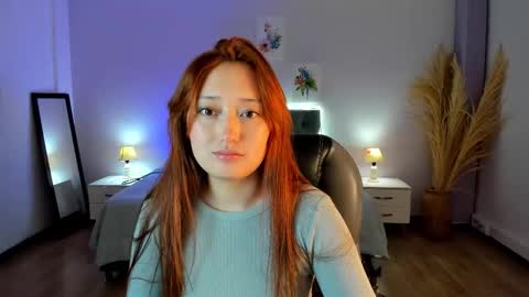 Snapshot of samara_hilton_2 chatting on 09.30.25 samara_hilton_2 online show from 09.30.25