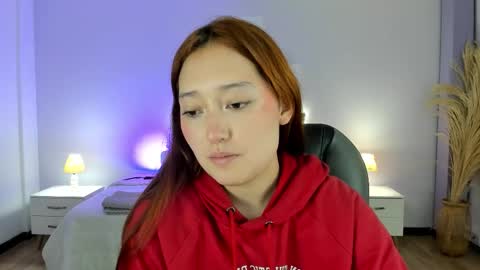 Snapshot of samara_hilton_2 chatting on 10.12.25 samara_hilton_2 online show from 10.12.25